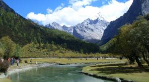 Garze Kangding Lake & Mountain